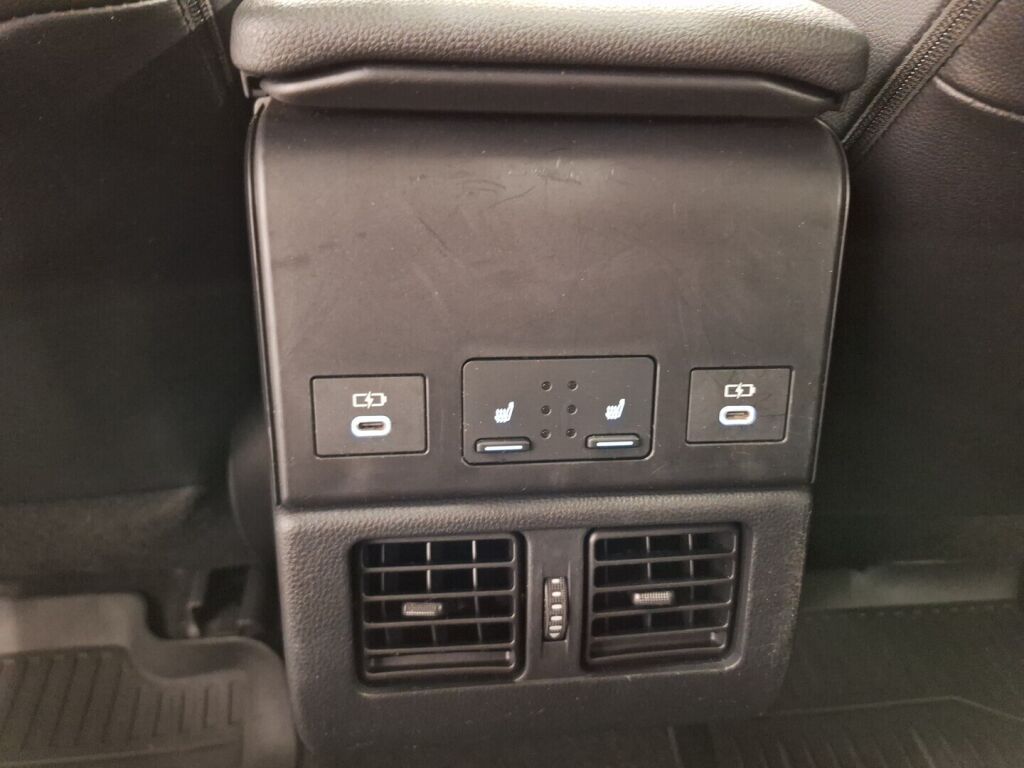 Toyota bZ4X 2023 Valkoinen