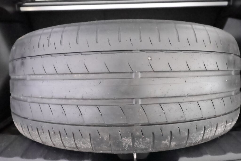 Toyota Corolla Cross 2023 Musta