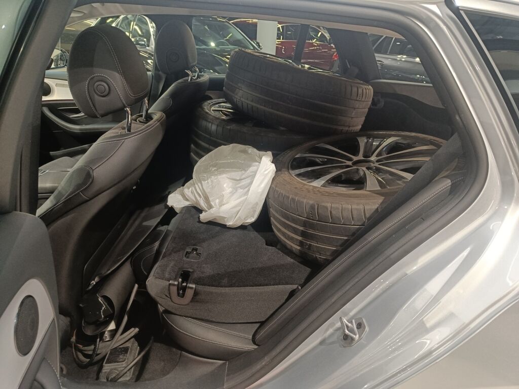 Mercedes-Benz E 2021 Hopea