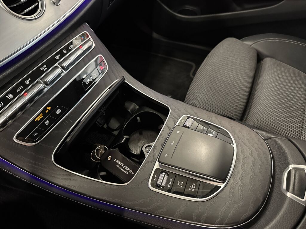 Mercedes-Benz E 2021 Hopea