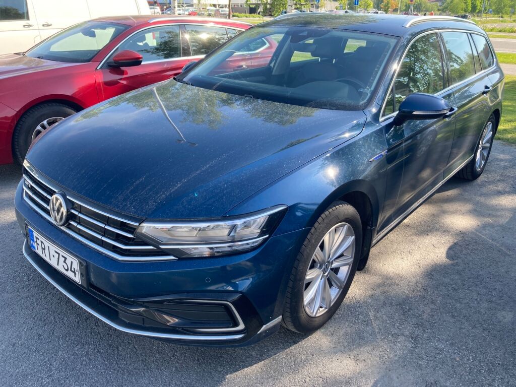 Volkswagen Passat 2020 Metallinhohto Sininen