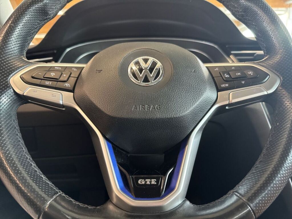 Volkswagen Passat 2020 Metallinhohto Sininen