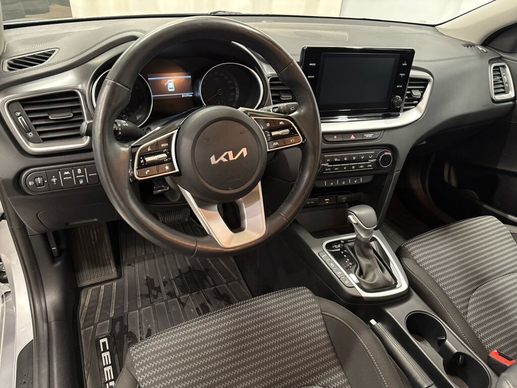 Kia Ceed 2023 Hopea