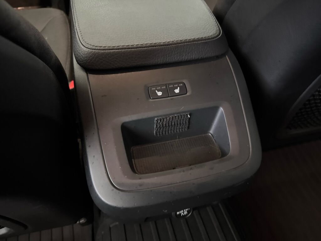 Volvo V90 2019 Harmaa