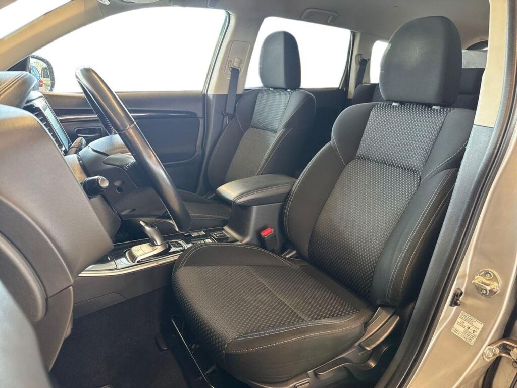 Mitsubishi Outlander PHEV 2020 Hopea