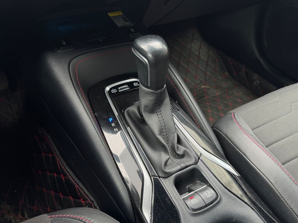 Toyota Corolla 2019 Punainen