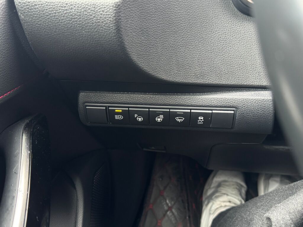 Toyota Corolla 2019 Punainen