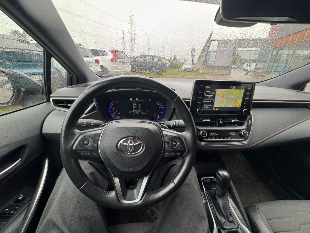 Toyota Corolla 2019 Punainen