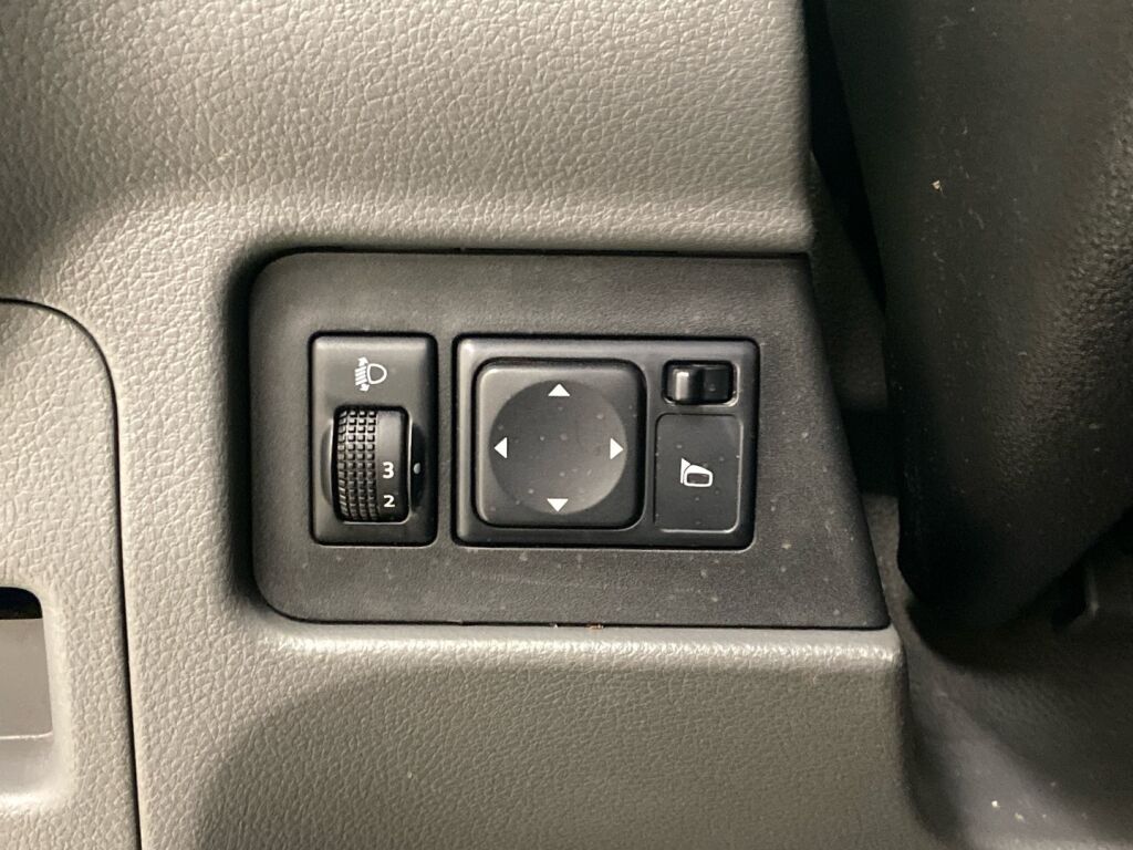 Nissan NV200 2013 Valkoinen