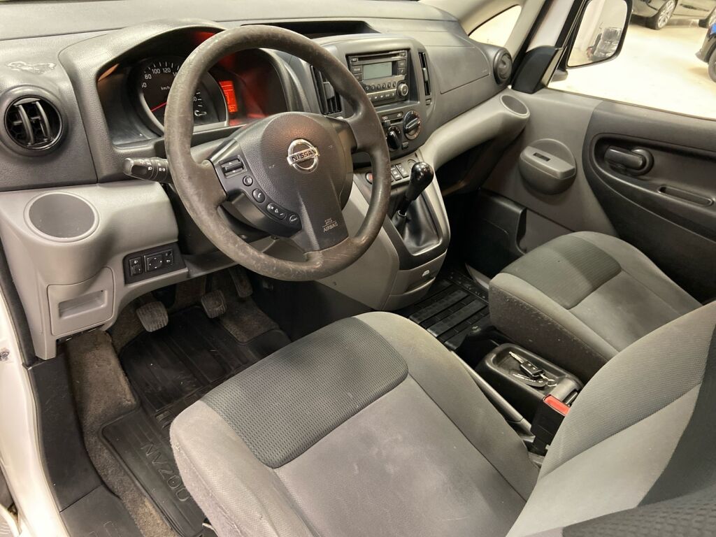Nissan NV200 2013 Valkoinen