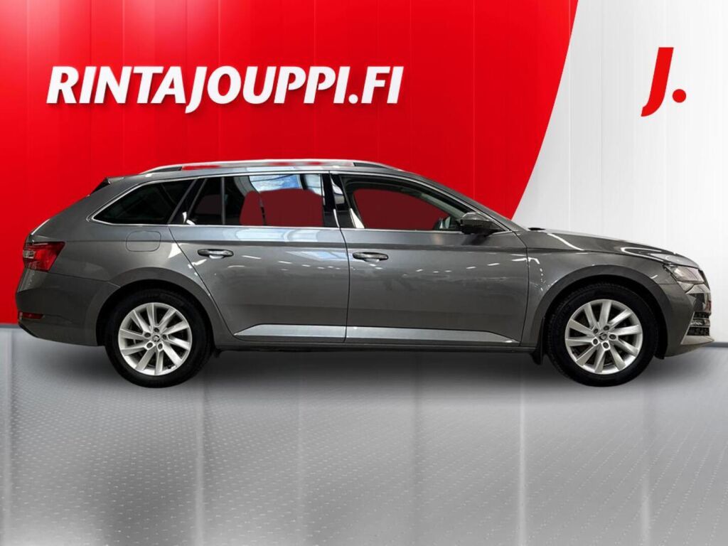 Skoda Superb 2023 Harmaa