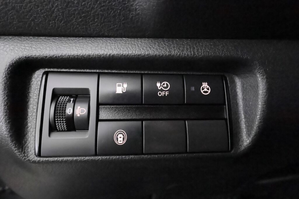 Nissan Leaf 2024 Harmaa