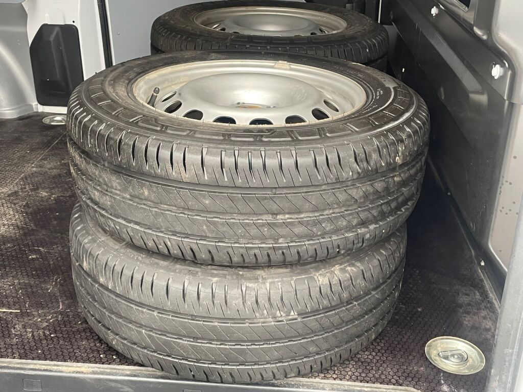 Citroen e-Jumpy 2024 Valkoinen