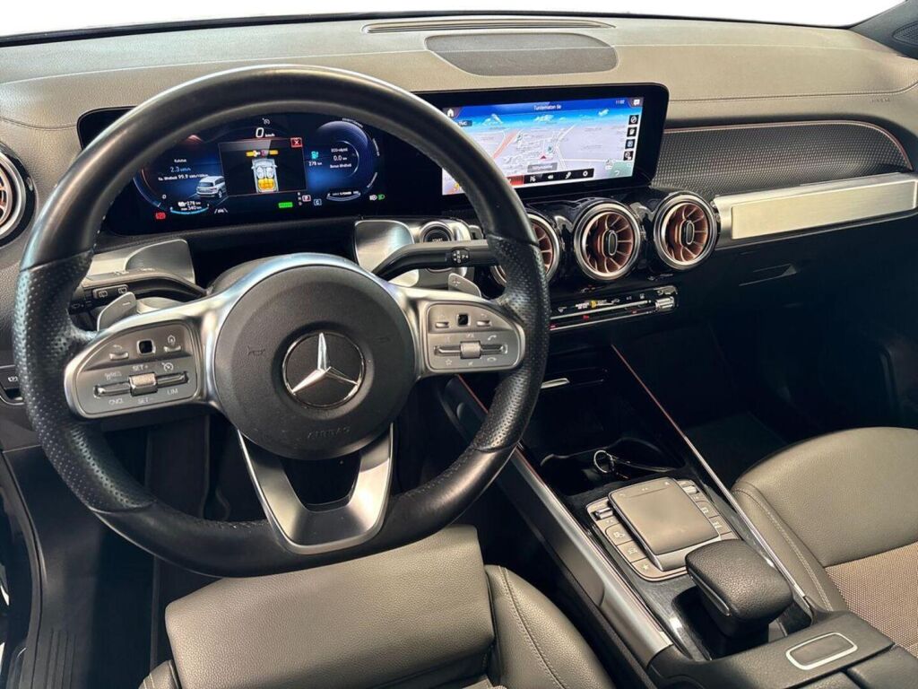 Mercedes-Benz EQB 2022 Musta