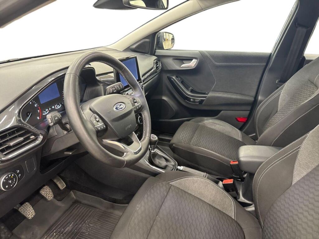 Ford Puma 2023 Musta