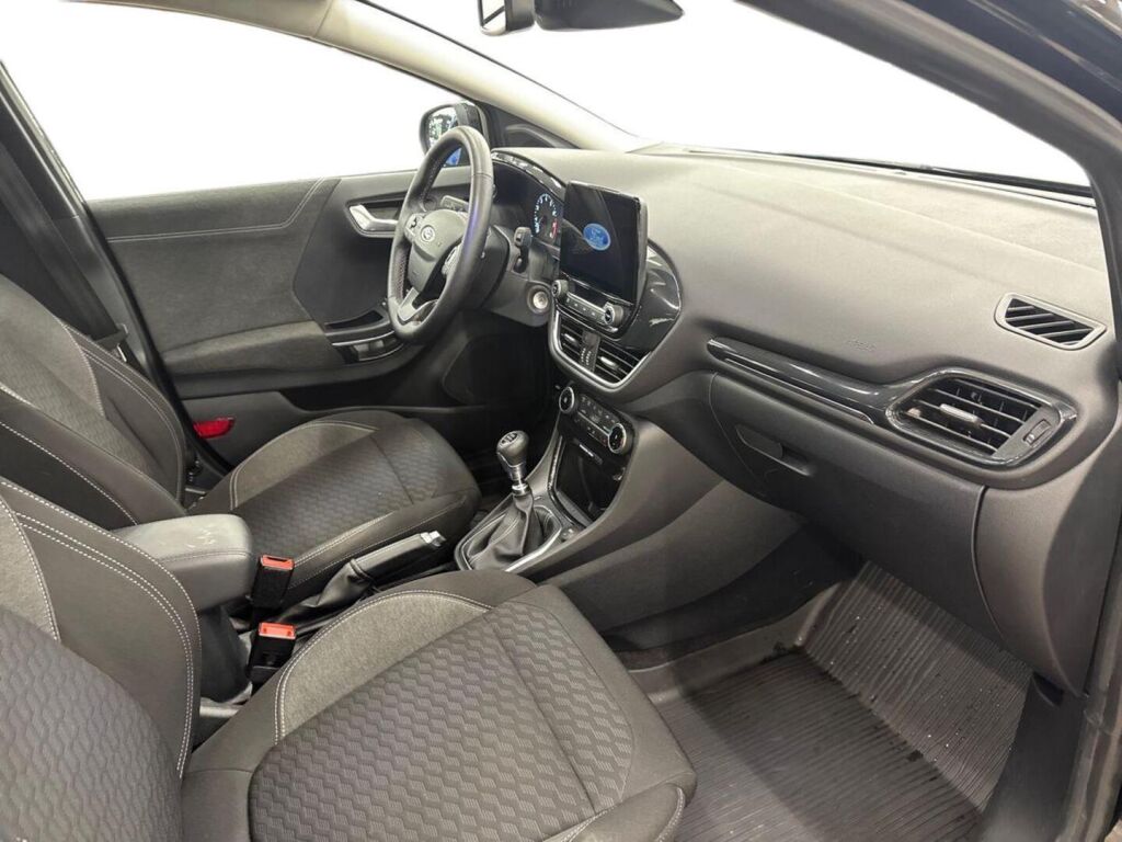 Ford Puma 2023 Musta