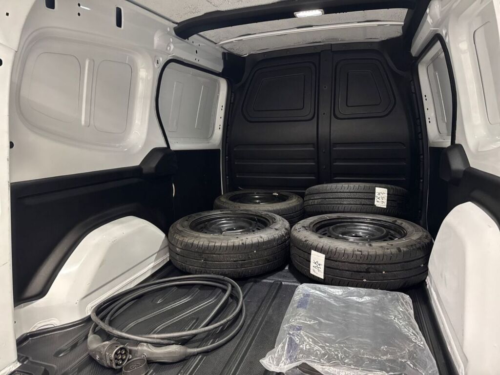 Mercedes-Benz Citan 2023 Valkoinen