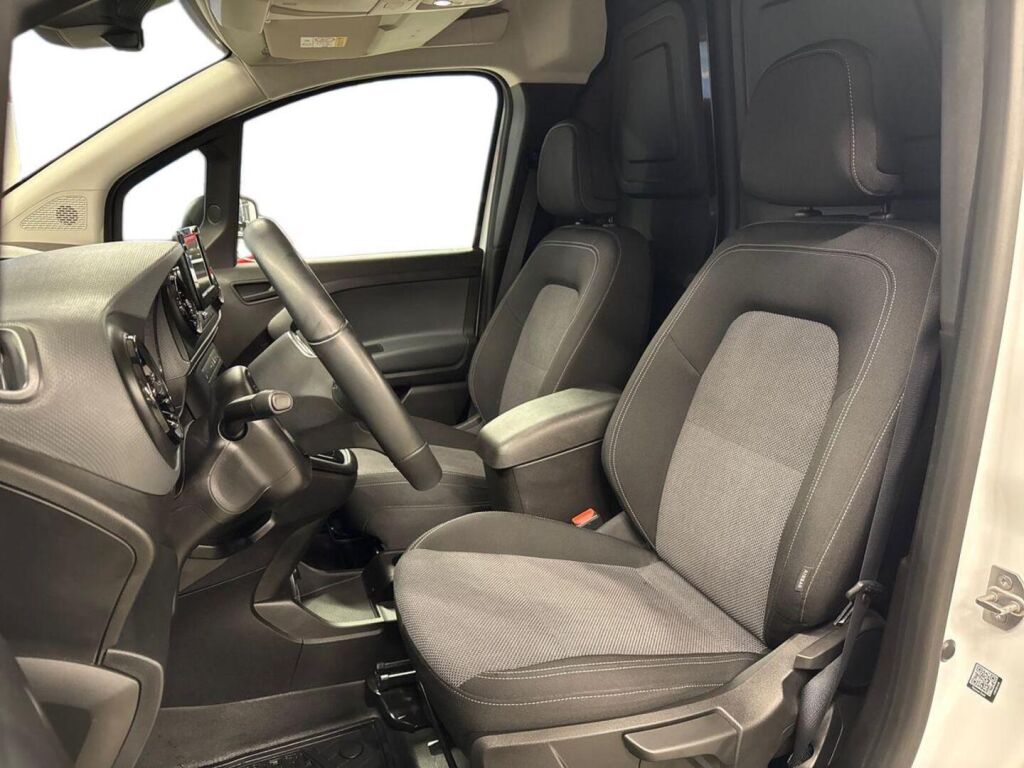 Mercedes-Benz Citan 2023 Valkoinen