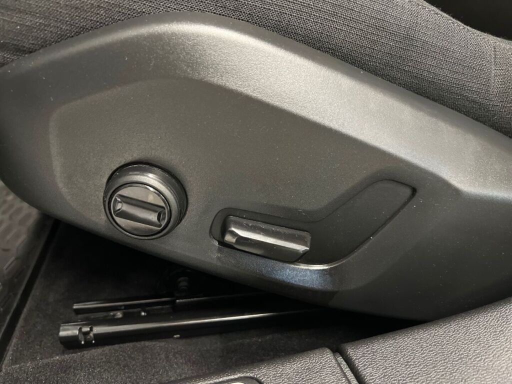 Volvo V60 2019 Valkoinen