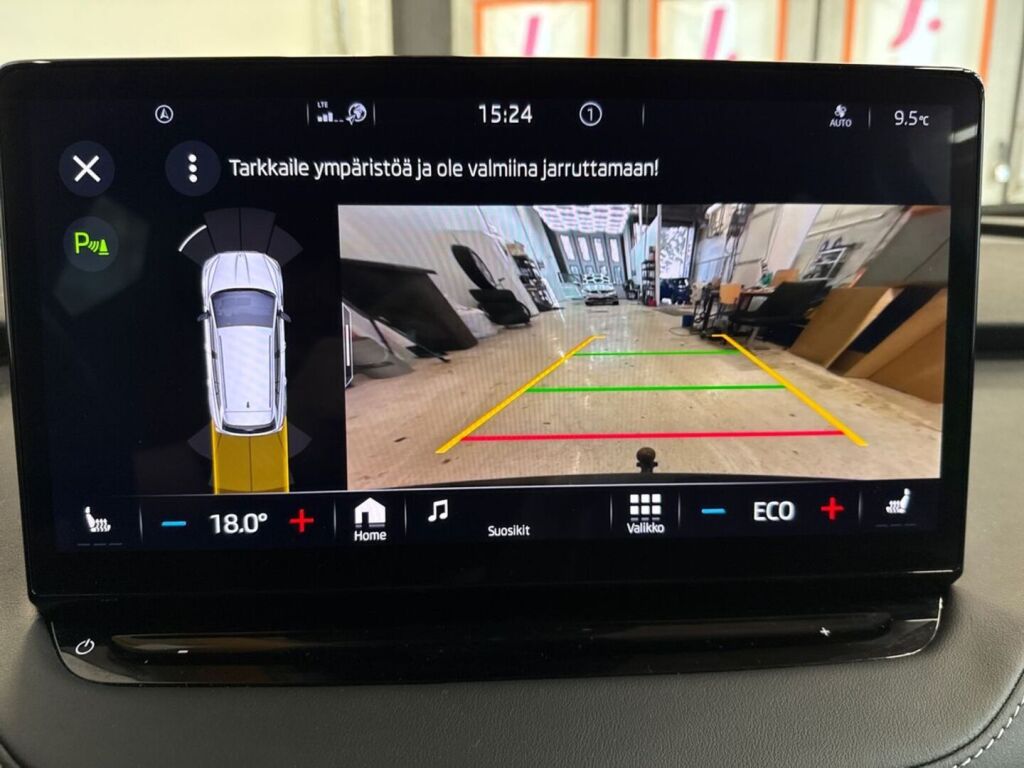 Skoda Enyaq 2023 Musta