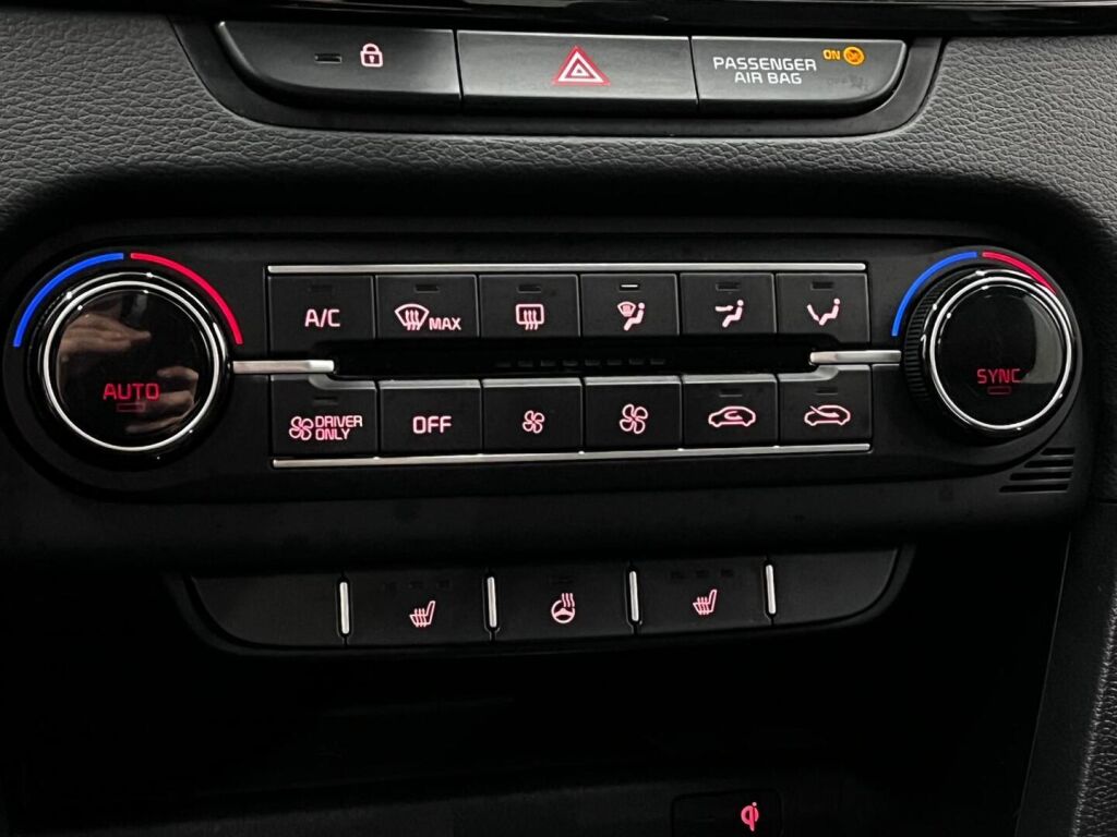 Kia Ceed 2023 Valkoinen