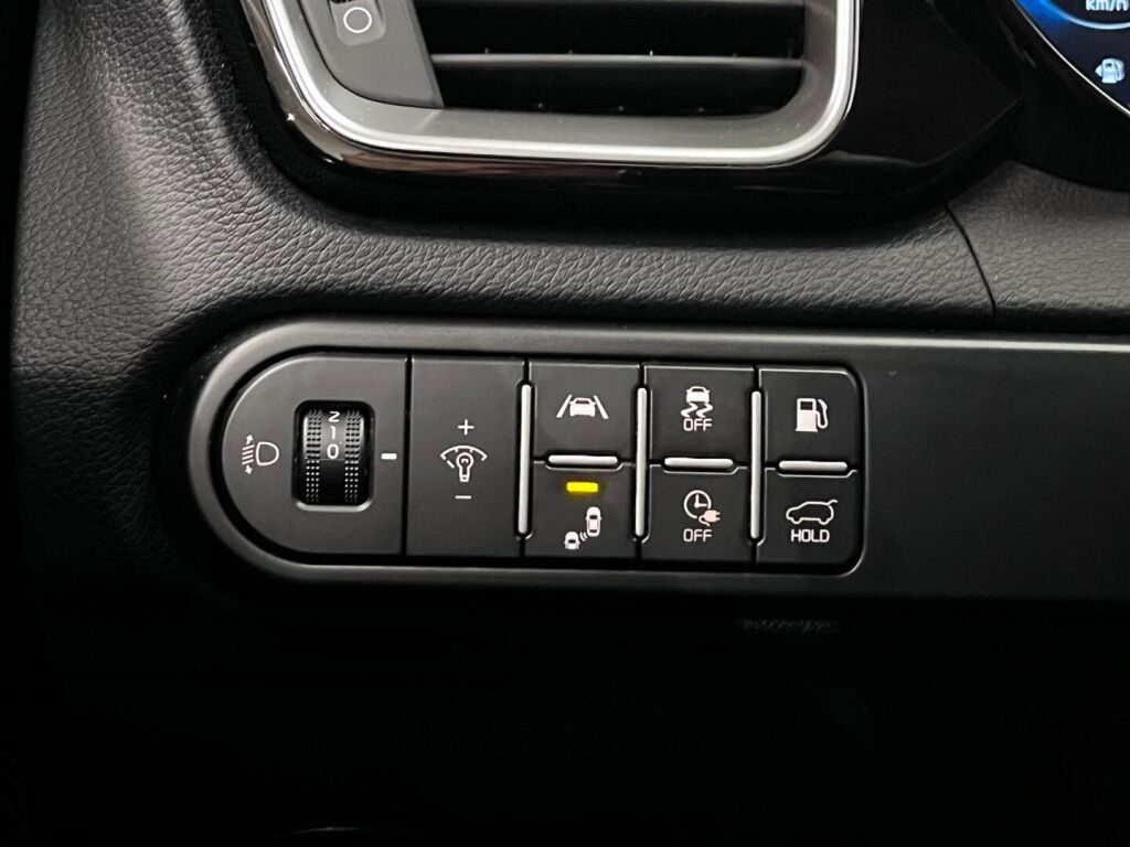 Kia Ceed 2023 Valkoinen