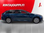 Skoda Superb 2023 Sininen