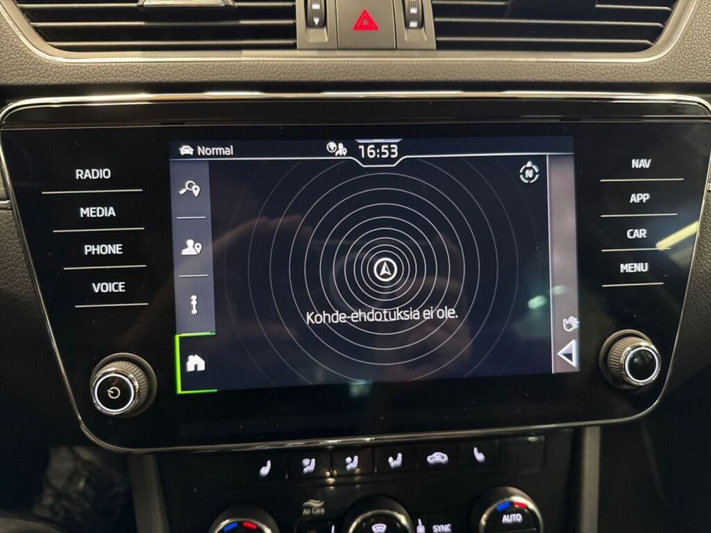 Skoda Superb 2023 Sininen
