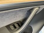 Tesla Model Y 2023 Valkoinen