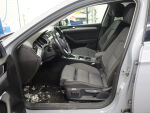 Volkswagen Passat 2023 Harmaa