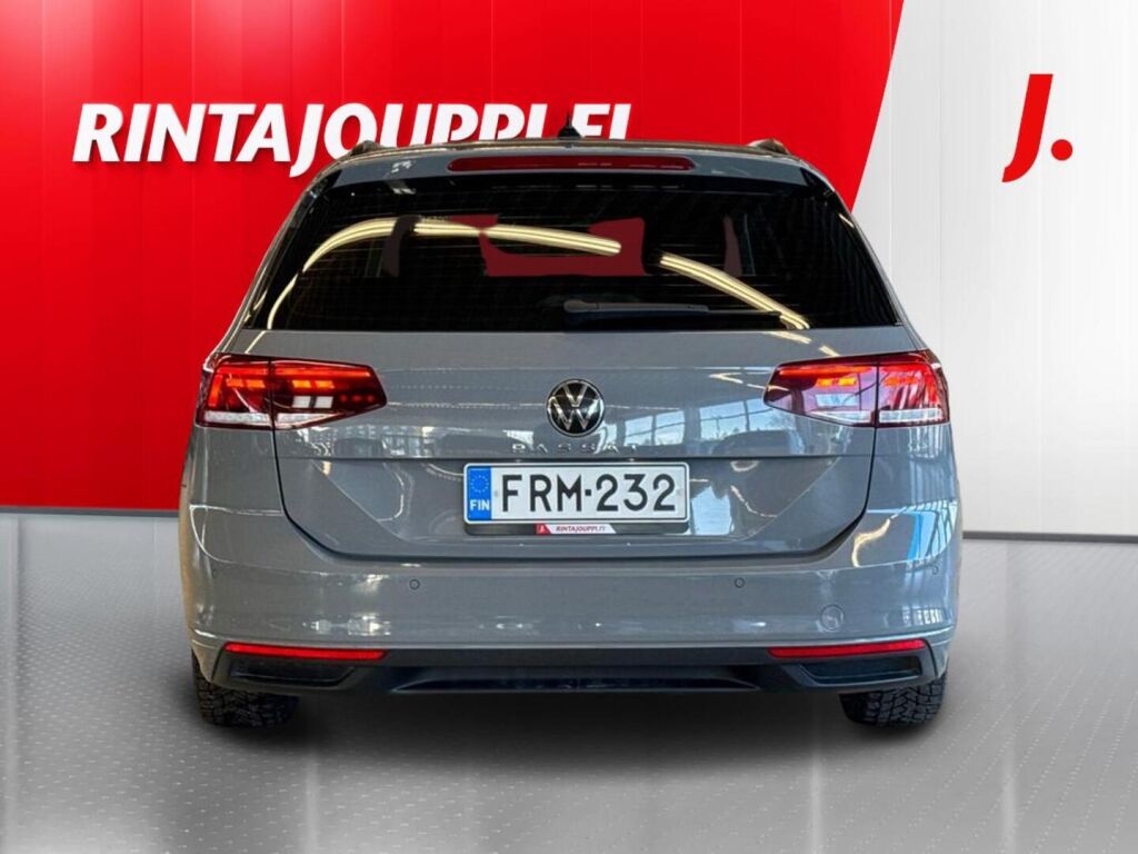 Volkswagen Passat 2023 Harmaa