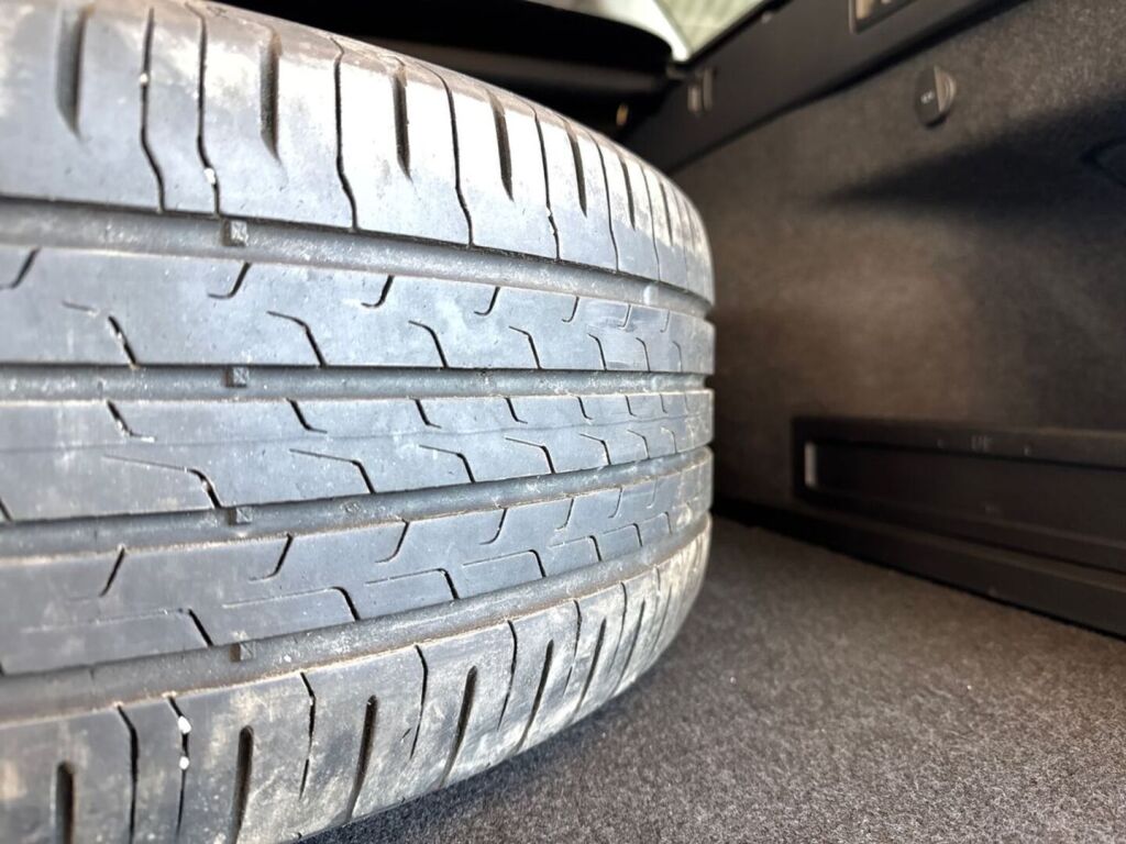 Volkswagen Passat 2023 Harmaa