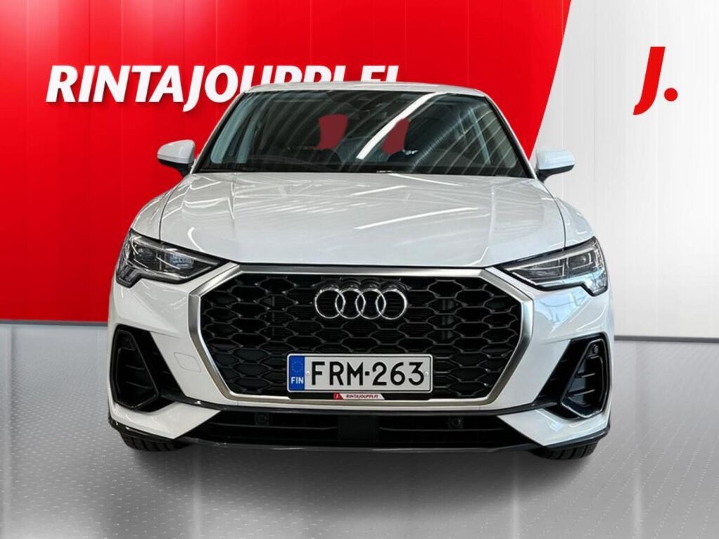Audi Q3 2024 Valkoinen