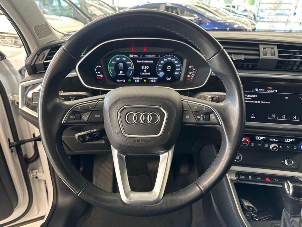 Audi Q3 2024 Valkoinen