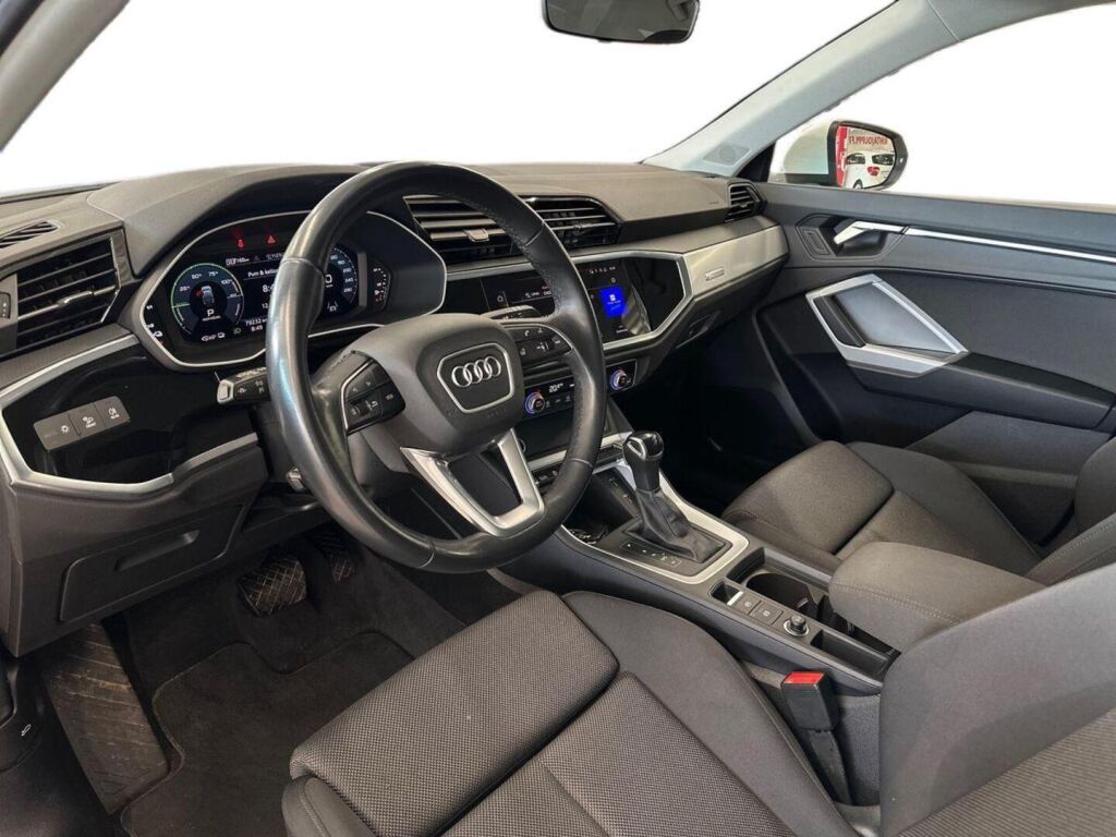 Audi Q3 2024 Valkoinen