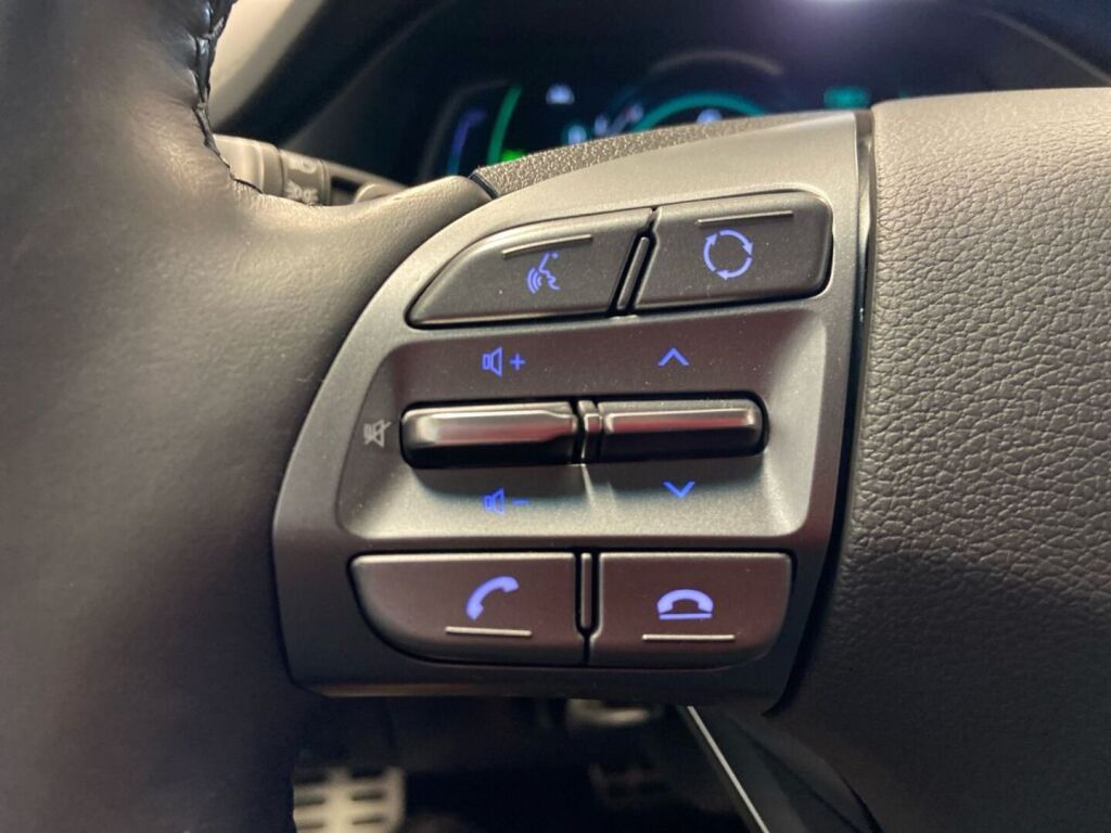 Hyundai IONIQ hybrid 2020 Valkoinen