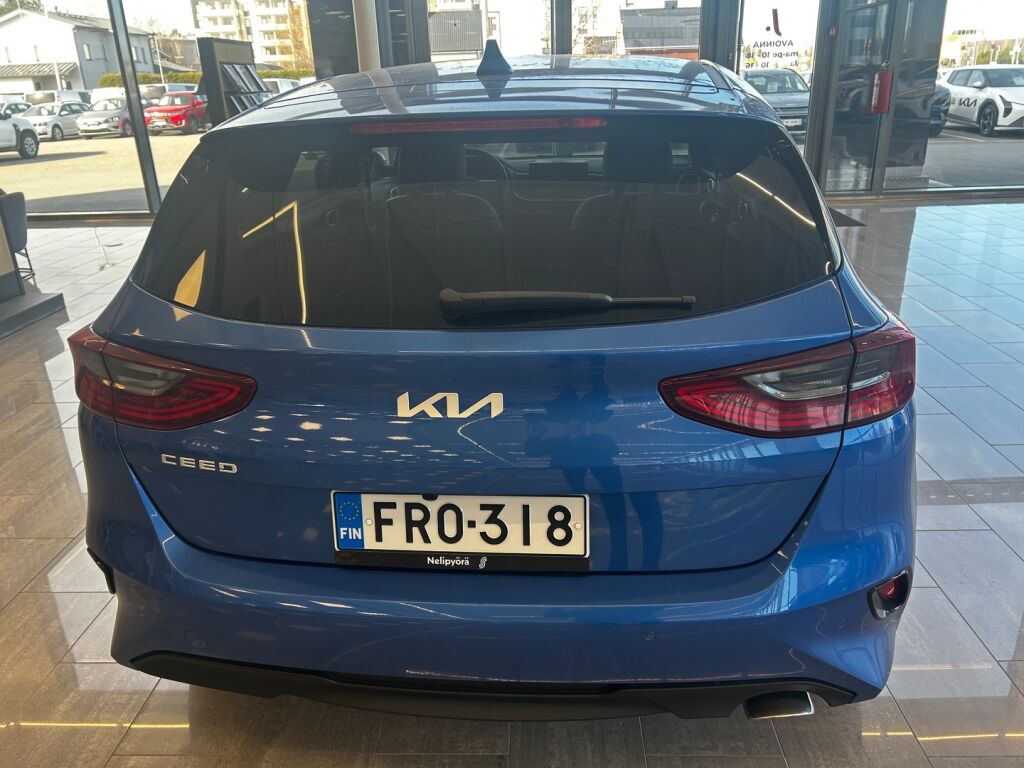 Kia Ceed 2023 Sininen