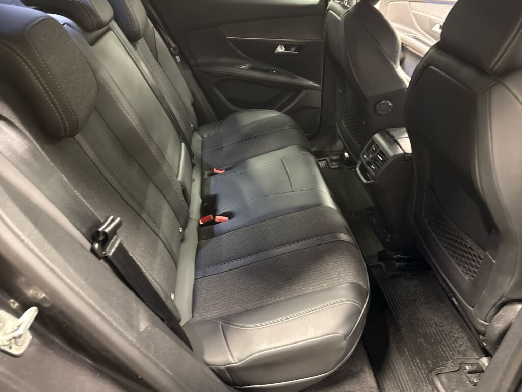 Peugeot 3008 2020 Harmaa