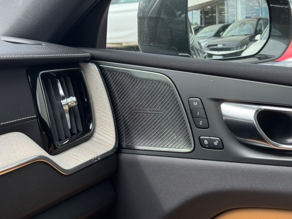 Volvo XC60 2020 Harmaa