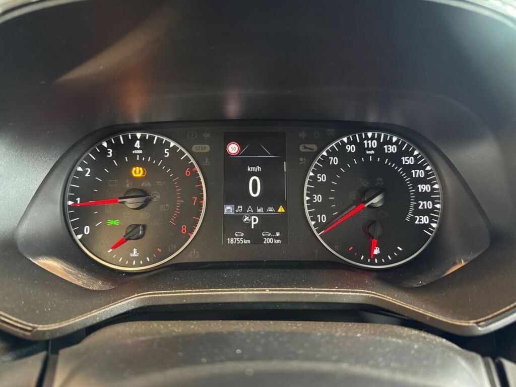 Renault Clio 2023 Metallinhohto Punainen