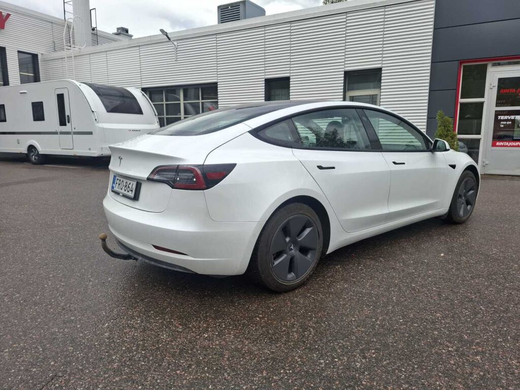 Tesla Model 3 2021 Valkoinen