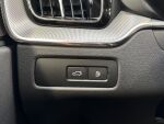 Volvo XC60 2024 Sininen