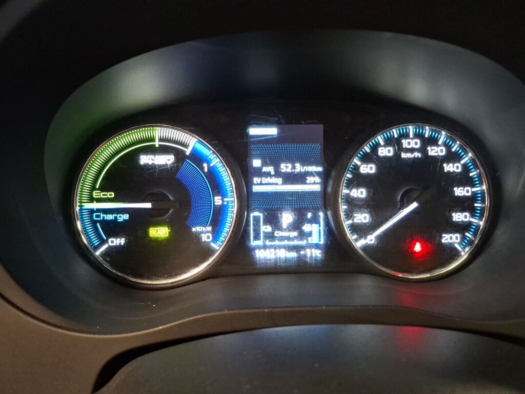 Mitsubishi Outlander PHEV 2020 Hopea