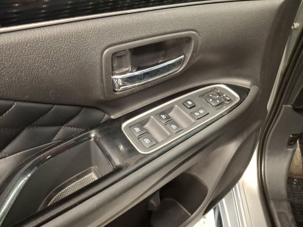 Mitsubishi Outlander PHEV 2020 Hopea