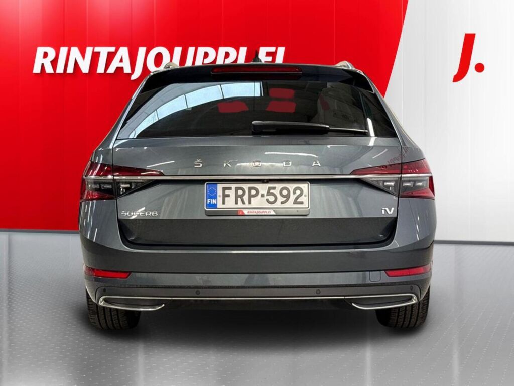 Skoda Superb 2021 Harmaa
