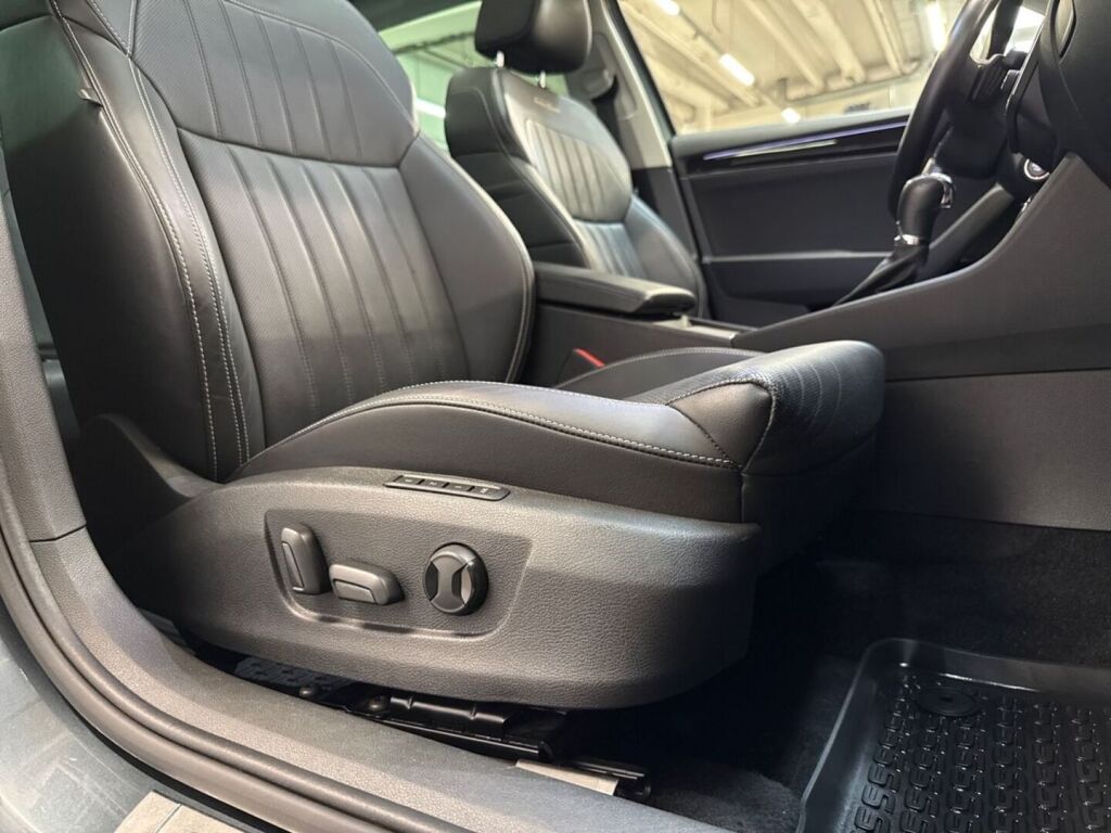 Skoda Superb 2021 Harmaa