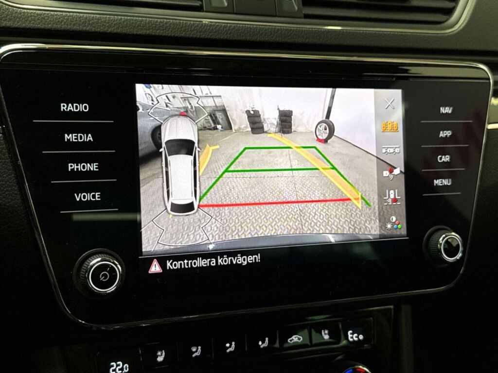 Skoda Superb 2021 Harmaa
