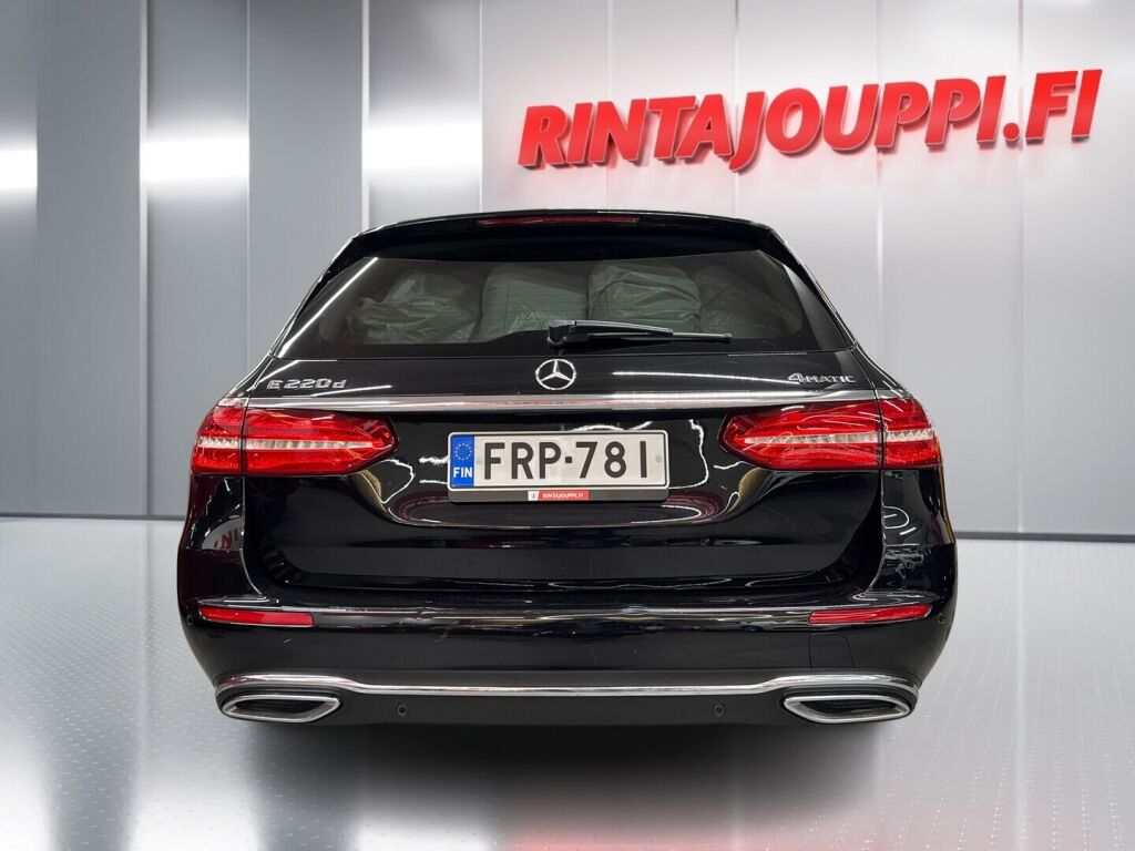 Mercedes-Benz E 2018 Musta