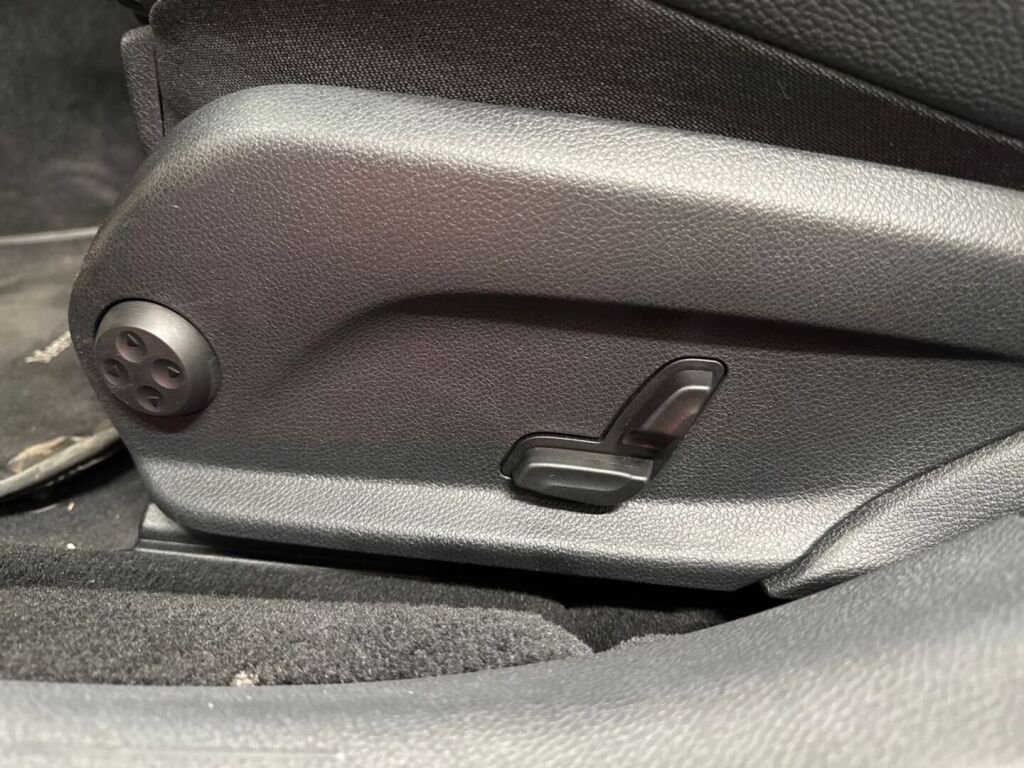 Mercedes-Benz E 2018 Musta