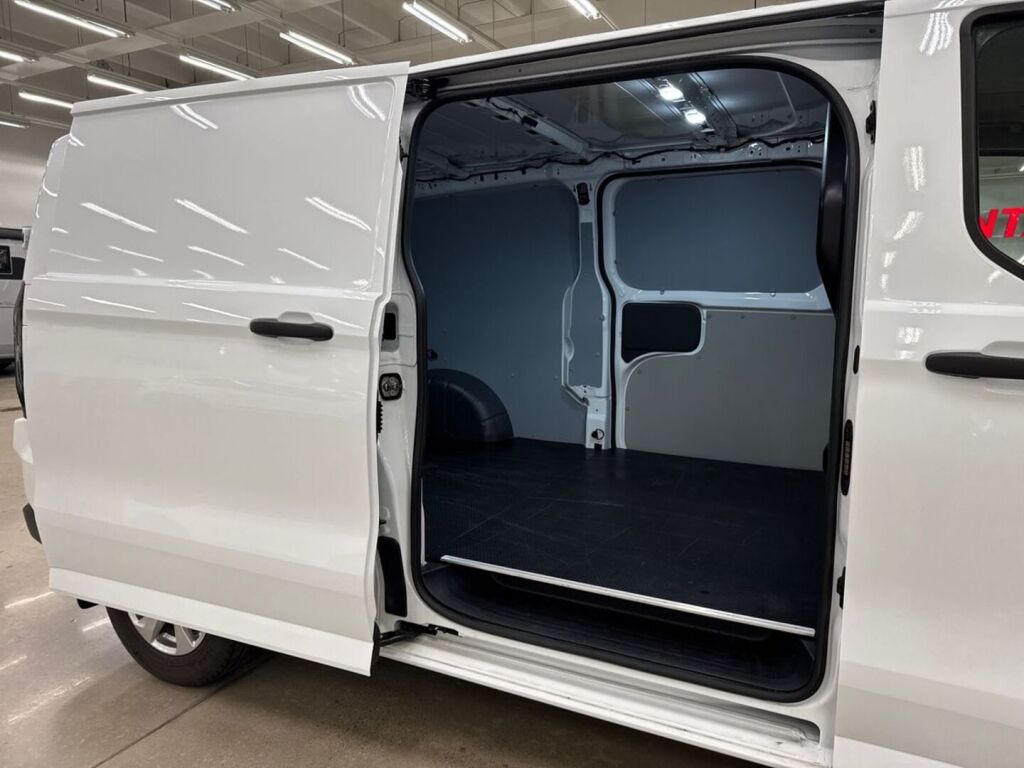 Ford Transit Custom 2024 Valkoinen